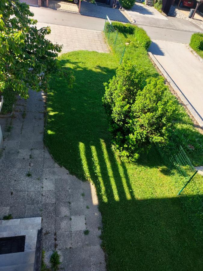 Rooms And Apartment Na Poljani Skofja Loka Exterior photo